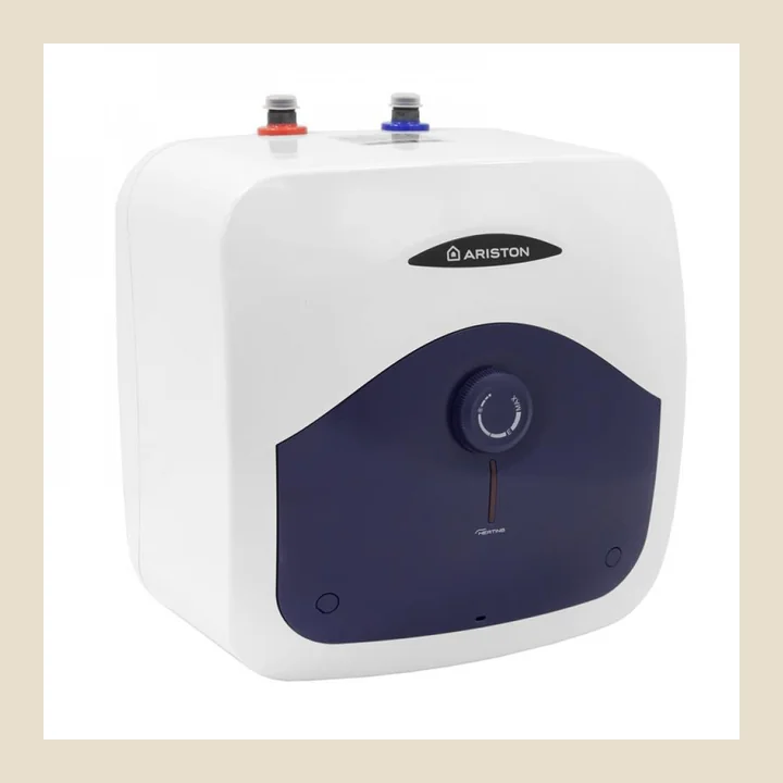 Bojler elektrik Ariston Blu Evo R, fotografuar për katalogun e produkteve Gremi Hidrosanitare